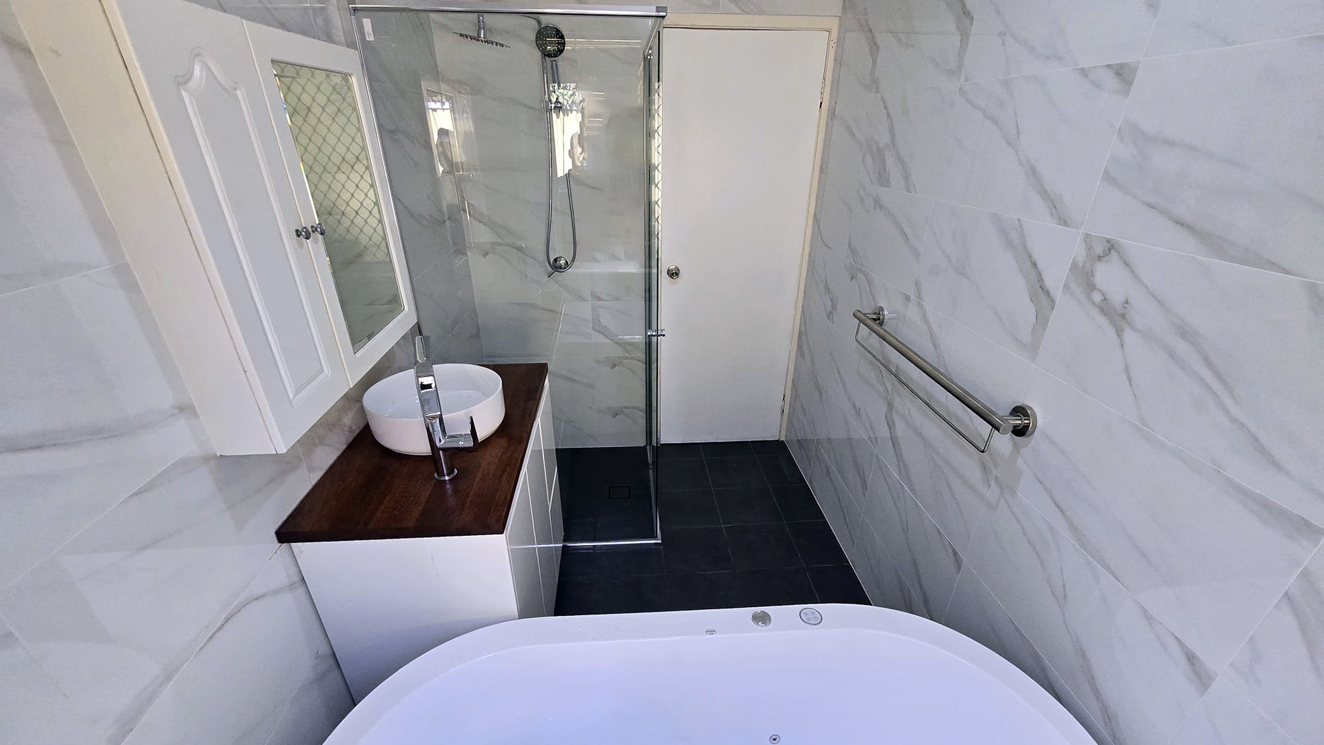 SMRG Standard Bathroom Package